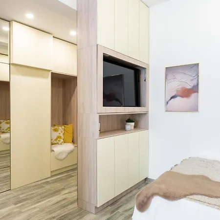 Pitarmos Center Apartment Bucharest
