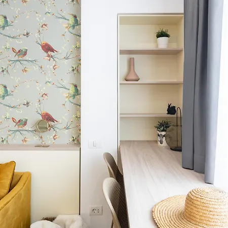 Pitarmos Center * Bükreş